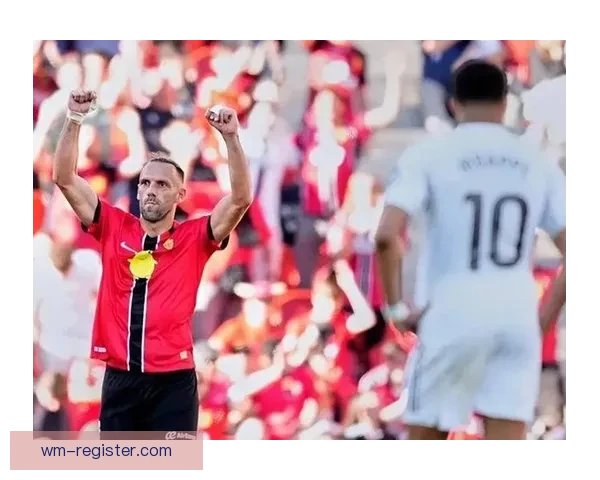 穆里奇关键时刻挺身而出成功拯救德米凯利斯全程回顾